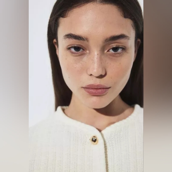 NWT H&M Structured-Knit Short-Sleeved Cardigan White/Gold-Colored Sz S M XL XXL - Picture 4 of 6